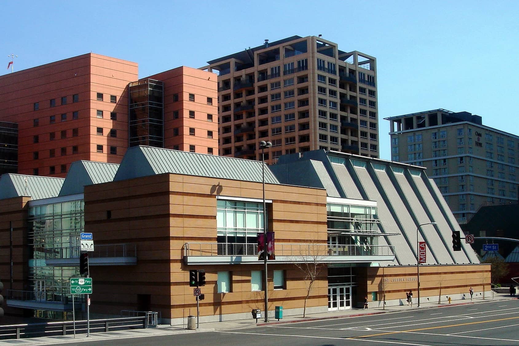 The Colburn School's Grand Avenue campus in downtown Los Angeles in 2007, before the Colburn Center was built beside it: a terracotta-clad block with a glazed entrance under a zigzag metal roof